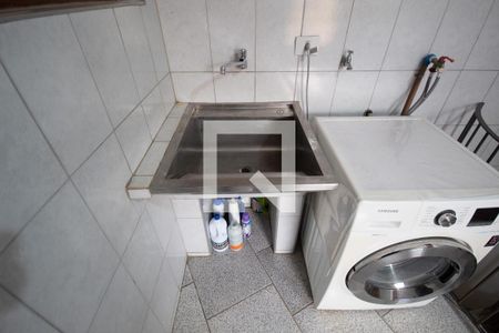 Casa à venda com 200m², 4 quartos e 6 vagasÁrea de Serviço