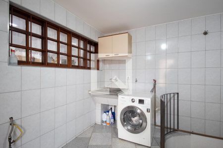 Casa à venda com 200m², 4 quartos e 6 vagasÁrea de Serviço