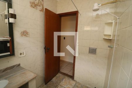 Casa à venda com 150m², 2 quartos e 2 vagasBanheiro