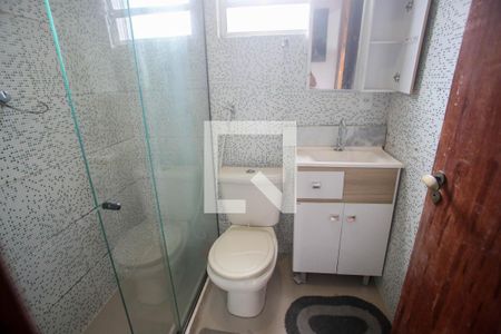 Casa à venda com 210m², 3 quartos e 2 vagas Casa à venda com 210m², 3 quartos e 2 vagasBanheiro Social