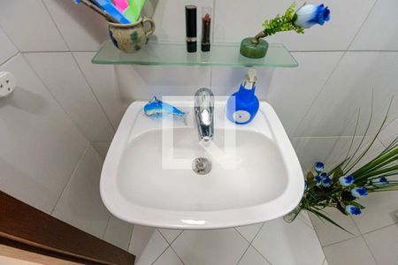 Apartamento à venda com 65m², 2 quartos e 1 vagaBanheiro Social