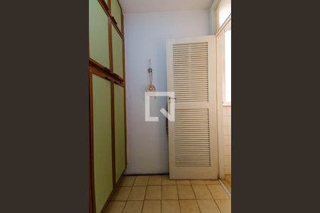 Apartamento à venda com 65m², 2 quartos e 1 vagaQuarto de Serviço
