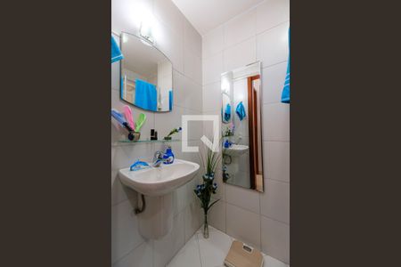 Apartamento à venda com 65m², 2 quartos e 1 vagaBanheiro Social