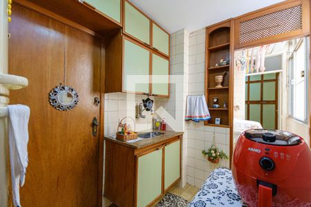 Apartamento à venda com 65m², 2 quartos e 1 vagaCozinha