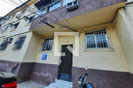 Apartamento à venda com 70m², 2 quartos e 1 vagaFachada - Plaquinha