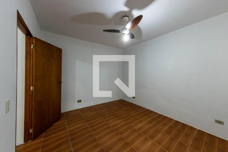 Quarto 2 de casa para alugar com 2 quartos, 51m² em Vila Ema, São Paulo
