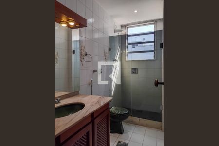 Apartamento para alugar com 205m², 4 quartos e 3 vagasBanheiro da Suíte