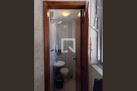 Apartamento para alugar com 205m², 4 quartos e 3 vagasBanheiro de Serviço