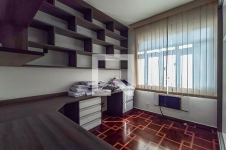 Apartamento para alugar com 205m², 4 quartos e 3 vagasQuarto 2