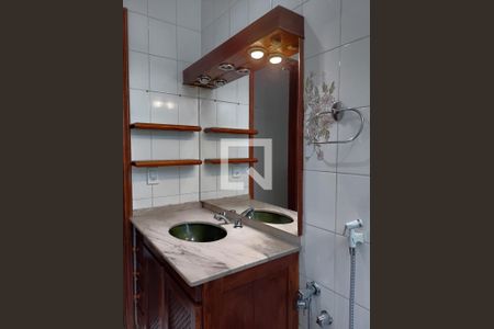 Apartamento para alugar com 205m², 4 quartos e 3 vagasBanheiro da Suíte