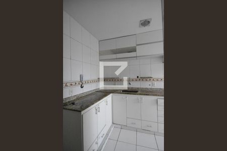 Apartamento para alugar com 64m², 2 quartos e 1 vagaCozinha