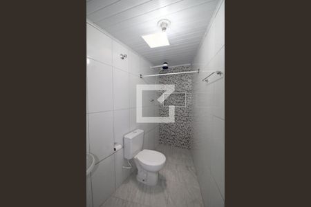 Banheiro de casa para alugar com 1 quarto, 70m² em Vila Alpina, São Paulo