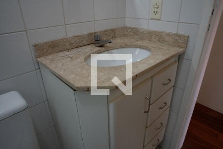 Apartamento para alugar com 48m², 2 quartos e 1 vaga Apartamento para alugar com 48m², 2 quartos e 1 vagaBanheiro