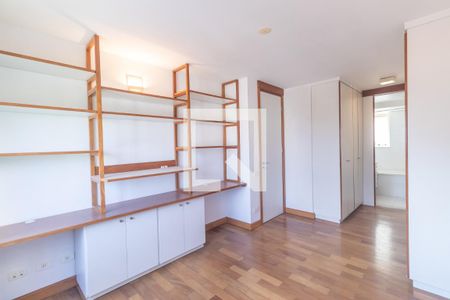 Suíte de apartamento para alugar com 2 quartos, 70m² em Sumarezinho, São Paulo