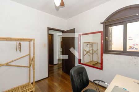 Escritório de casa à venda com 4 quartos, 330m² em Santa Tereza, Porto Alegre
