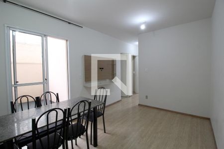 Sala de apartamento para alugar com 2 quartos, 56m² em Jardim Guadalajara, Sorocaba