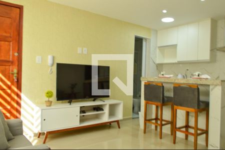 Sala de apartamento para alugar com 2 quartos, 50m² em Curicica, Rio de Janeiro