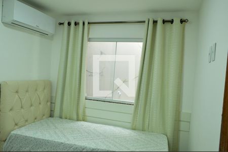 Quarto de apartamento para alugar com 2 quartos, 50m² em Curicica, Rio de Janeiro