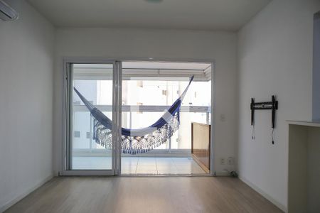 Sala de apartamento para alugar com 1 quarto, 57m² em Ponta da Praia, Santos