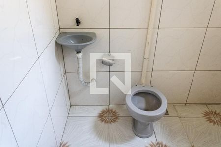 Banheiro de casa para alugar com 1 quarto, 45m² em Campo Grande, Rio de Janeiro