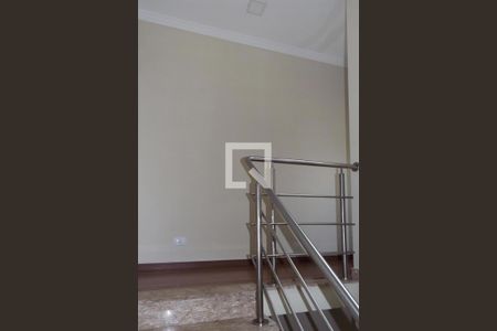 Escada de casa à venda com 3 quartos, 150m² em Vila Isolina Mazzei, São Paulo