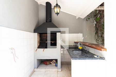 Casa à venda com 174m², 3 quartos e 2 vagas Casa à venda com 174m², 3 quartos e 2 vagas1o. Andar - Churrasqueira