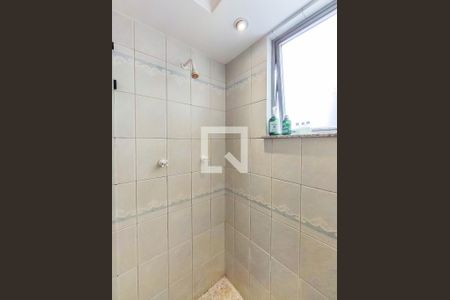 Apartamento à venda com 321m², 4 quartos e 2 vagas Apartamento à venda com 321m², 4 quartos e 2 vagasBanheiro Corredor