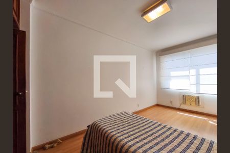 Apartamento à venda com 321m², 4 quartos e 2 vagas Apartamento à venda com 321m², 4 quartos e 2 vagasQuarto 3