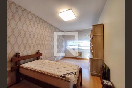 Apartamento à venda com 321m², 4 quartos e 2 vagas Apartamento à venda com 321m², 4 quartos e 2 vagasQuarto 2