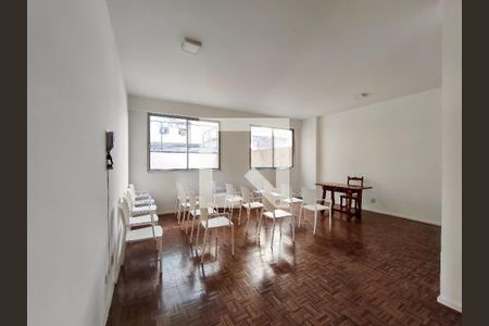 Apartamento à venda com 321m², 4 quartos e 2 vagas Apartamento à venda com 321m², 4 quartos e 2 vagasÁrea comum - Salão de festas