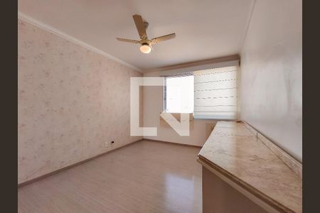 Apartamento à venda com 321m², 4 quartos e 2 vagas Apartamento à venda com 321m², 4 quartos e 2 vagasSuíte