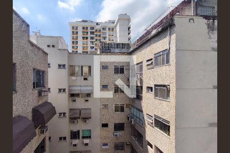 Apartamento à venda com 321m², 4 quartos e 2 vagas Apartamento à venda com 321m², 4 quartos e 2 vagasVista do Quarto 3