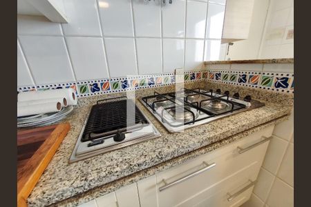 Apartamento à venda com 321m², 4 quartos e 2 vagas Apartamento à venda com 321m², 4 quartos e 2 vagasCozinha