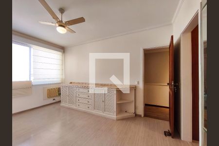 Apartamento à venda com 321m², 4 quartos e 2 vagas Apartamento à venda com 321m², 4 quartos e 2 vagasSuíte