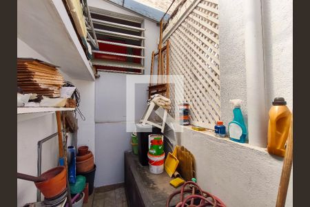 Apartamento à venda com 321m², 4 quartos e 2 vagas Apartamento à venda com 321m², 4 quartos e 2 vagasDepósito