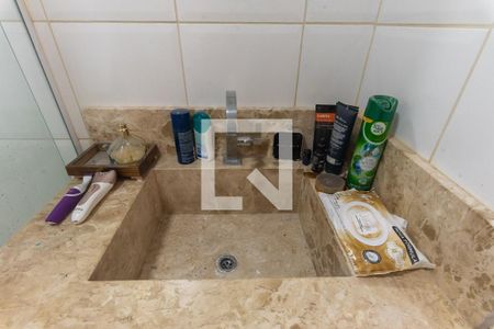 Apartamento à venda com 80m², 3 quartos e 1 vaga Apartamento à venda com 80m², 3 quartos e 1 vagaBanheiro