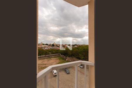 Apartamento à venda com 80m², 3 quartos e 1 vaga Apartamento à venda com 80m², 3 quartos e 1 vagaSacada do Quarto 2