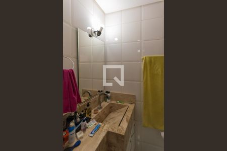 Apartamento à venda com 80m², 3 quartos e 1 vaga Apartamento à venda com 80m², 3 quartos e 1 vagaBanheiro da Suíte