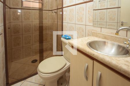 Casa à venda com 241m², 3 quartos e 2 vagasBanheiro Social