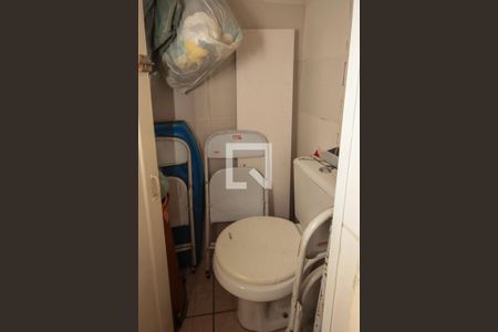 Casa à venda com 241m², 3 quartos e 2 vagasBanheiro de Serviço