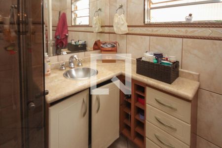 Casa à venda com 241m², 3 quartos e 2 vagasBanheiro da Suite