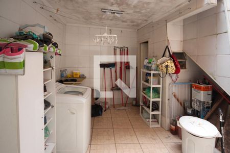 Casa à venda com 241m², 3 quartos e 2 vagasÁrea de Serviço