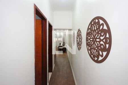 Casa à venda com 241m², 3 quartos e 2 vagasCorredor