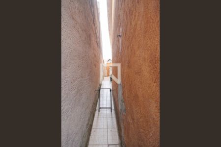 Casa à venda com 241m², 3 quartos e 2 vagasCorredor