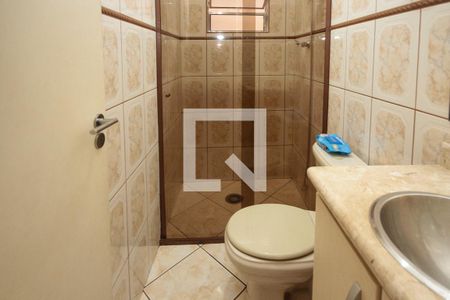 Casa à venda com 241m², 3 quartos e 2 vagasBanheiro Social