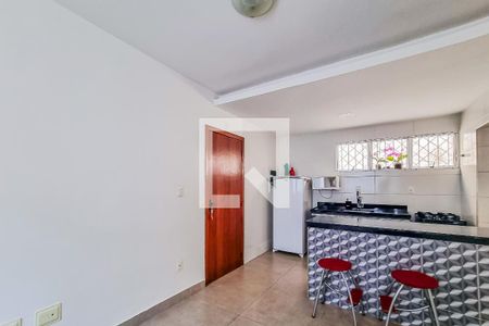 Sala/Cozinha de apartamento à venda com 2 quartos, 70m² em São Bernardo, Belo Horizonte