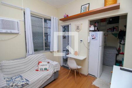 Quarto de kitnet/studio para alugar com 1 quarto, 21m² em Centro, Rio de Janeiro