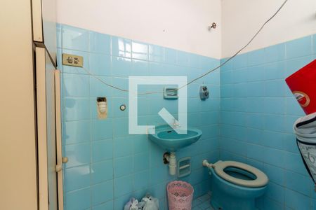 Casa à venda com 217m², 3 quartos e 3 vagasBanheiro de Serviço