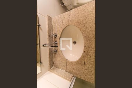 Apartamento para alugar com 53m², 2 quartos e 1 vaga Apartamento para alugar com 53m², 2 quartos e 1 vagaBanheiro do Quarto 2