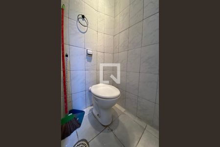 Banheiro de apartamento para alugar com 1 quarto, 50m² em Bela Vista, São Paulo